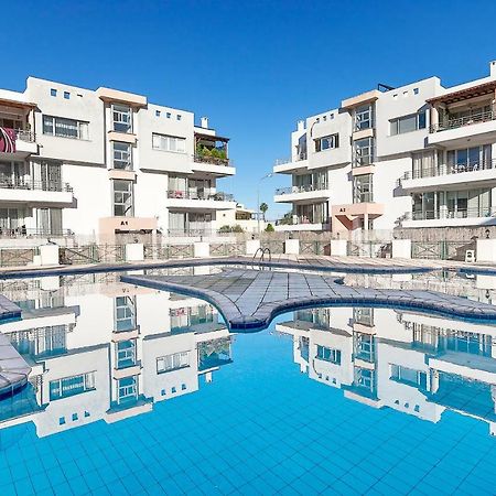 RiX Sunny Apartments Kyrenia  Bagian luar foto